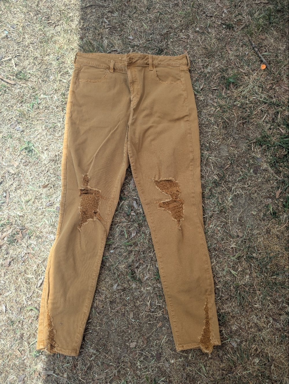 American Eagle Outfitters Mustard/Tan High-Rise Jegging